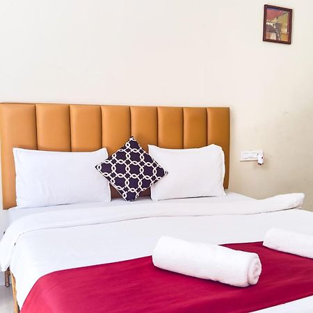 Hotel Leela Inn Candolim Marmagao Екстер'єр фото