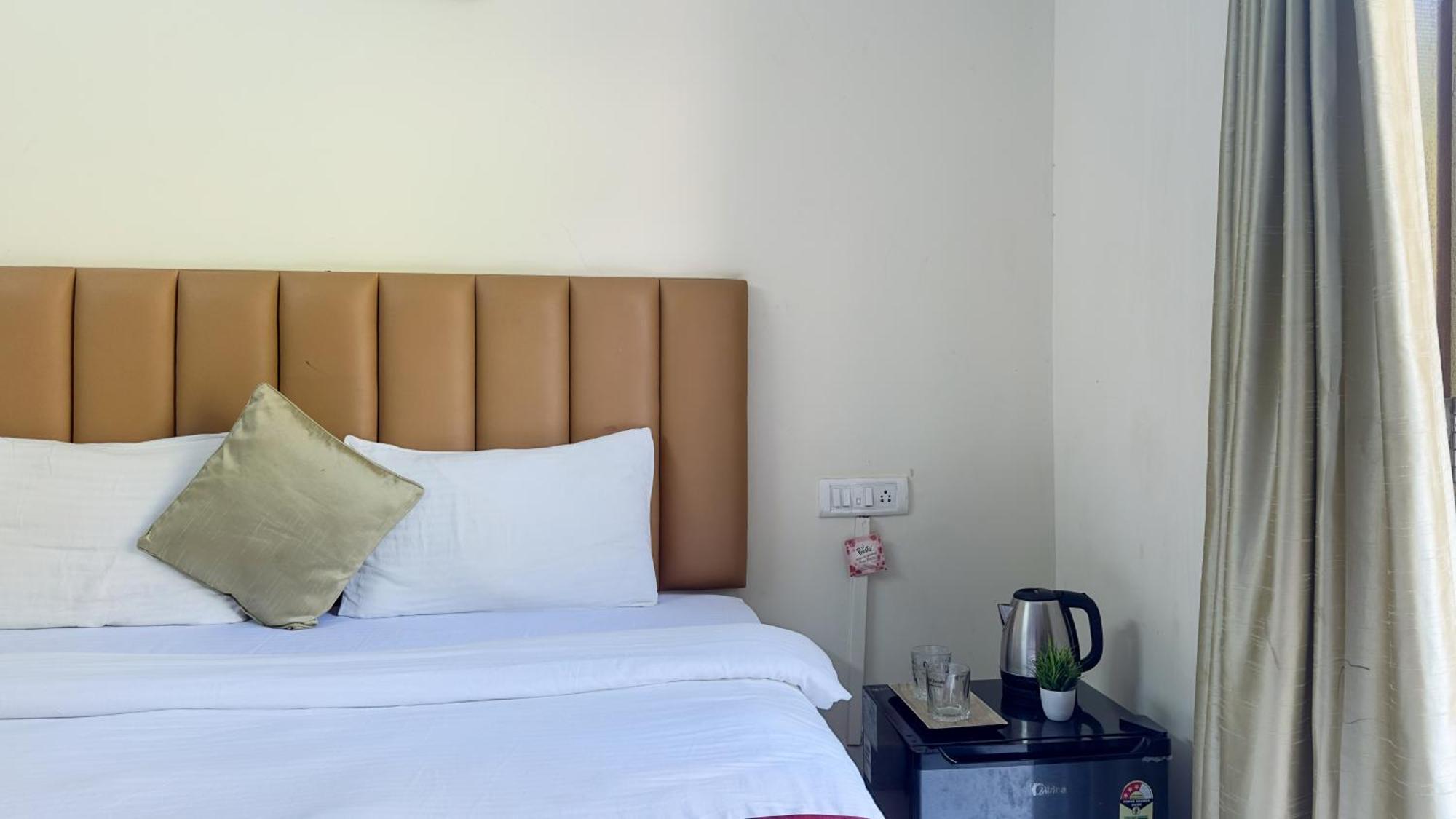 Hotel Leela Inn Candolim Marmagao Екстер'єр фото