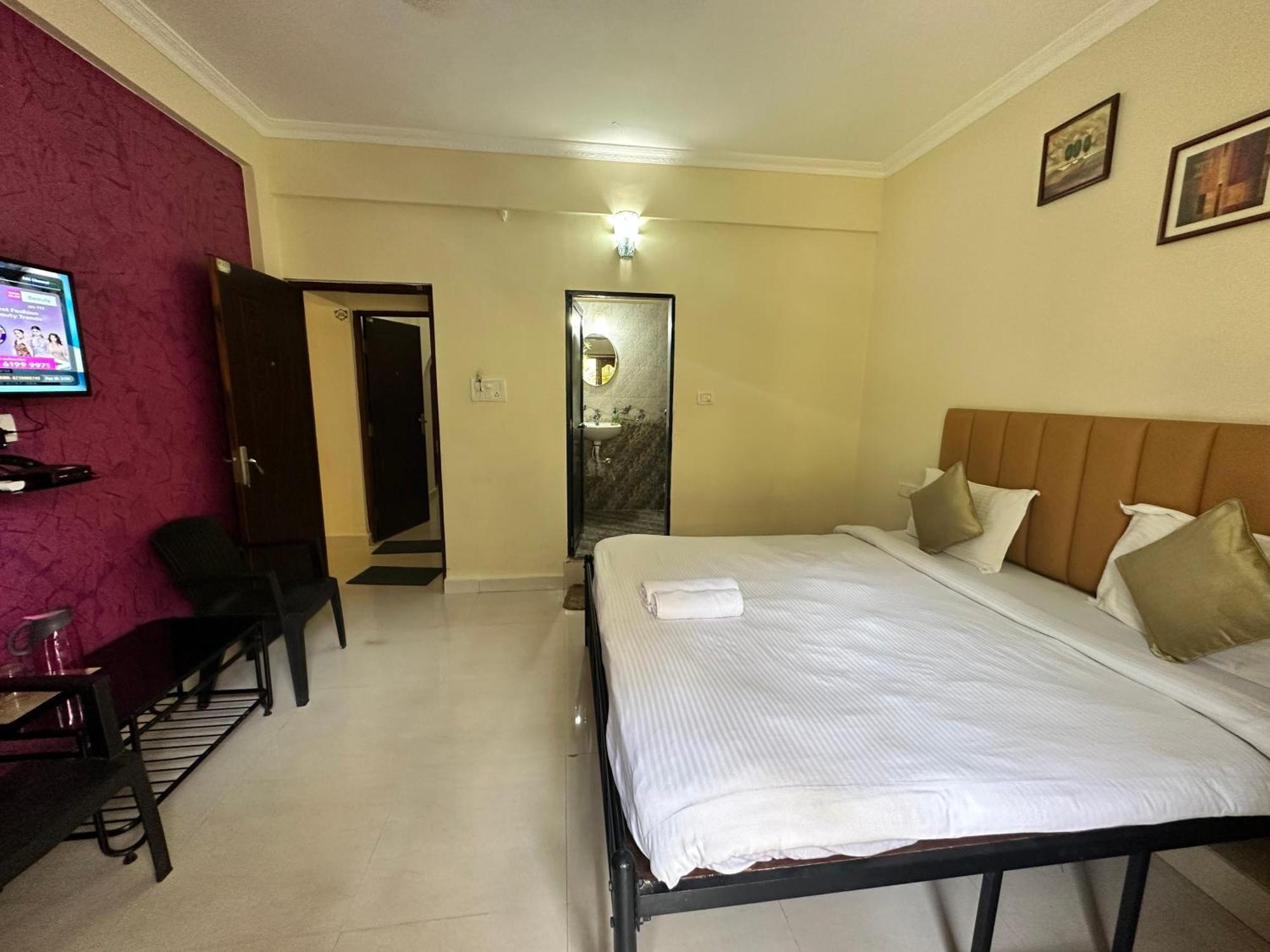Hotel Leela Inn Candolim Marmagao Екстер'єр фото